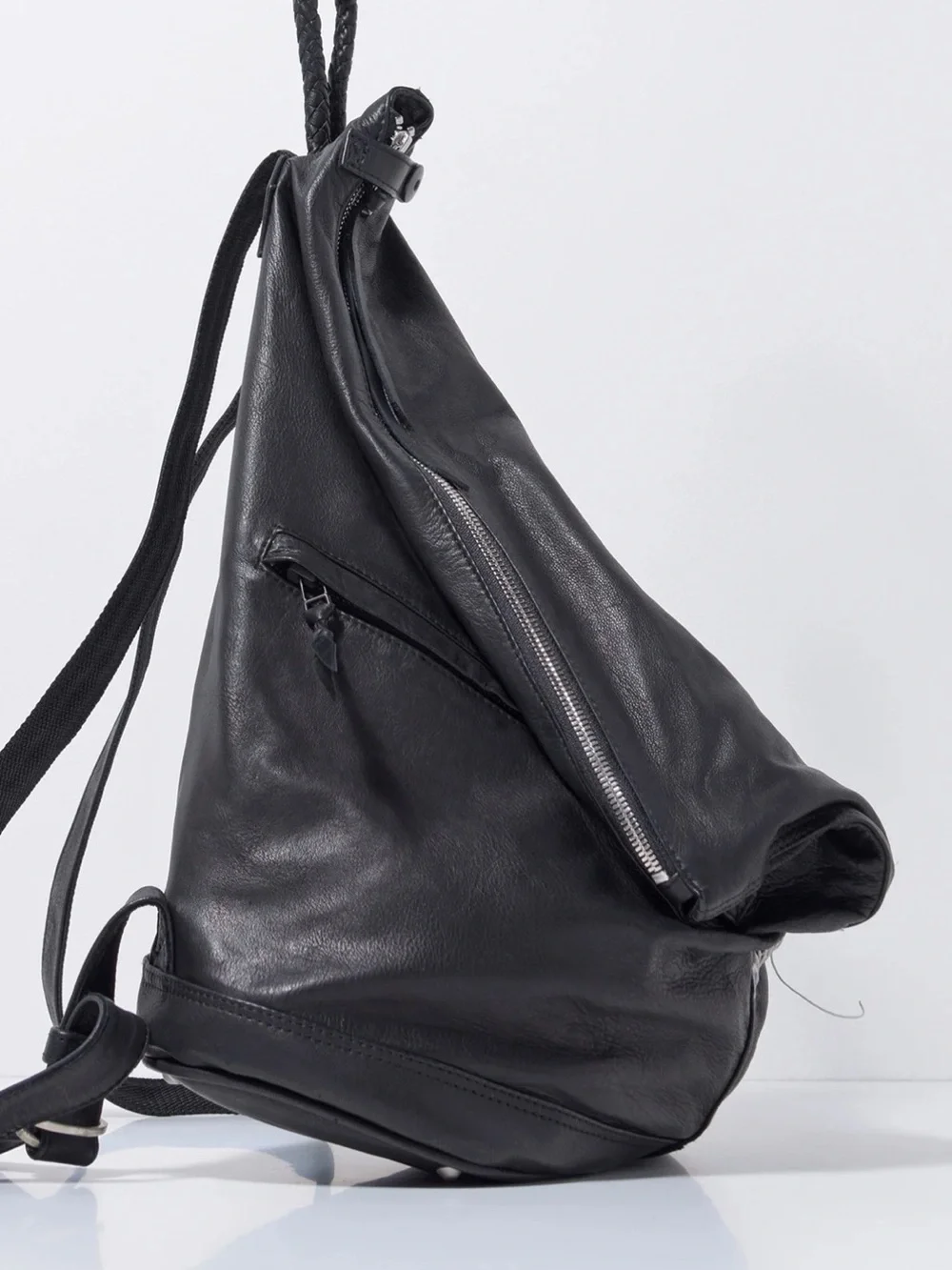 KmRii 2202-BG01 Hand Stitch Triangle Backpack